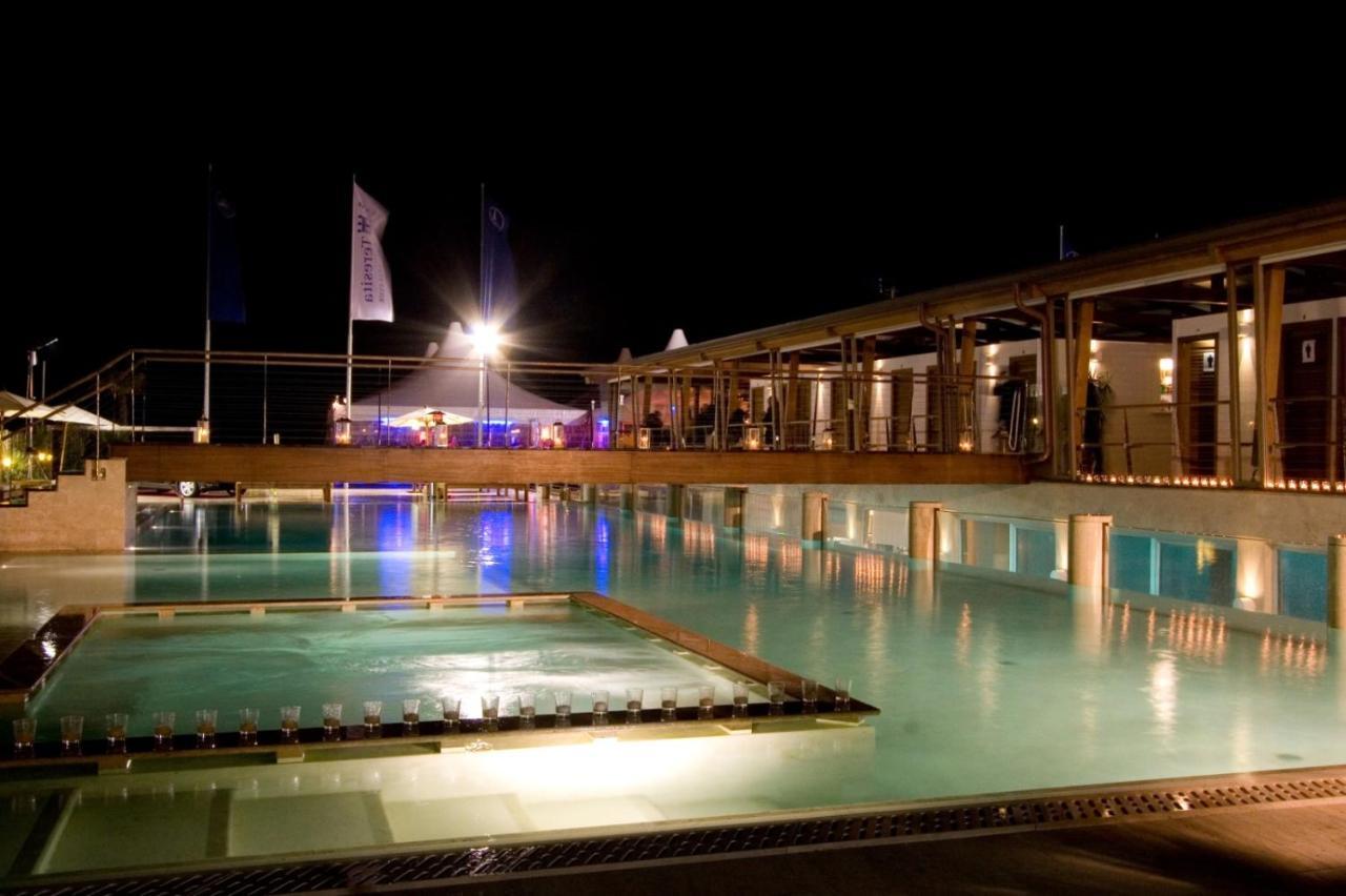 Appartement Teresita Wellness Club à Viareggio Extérieur photo