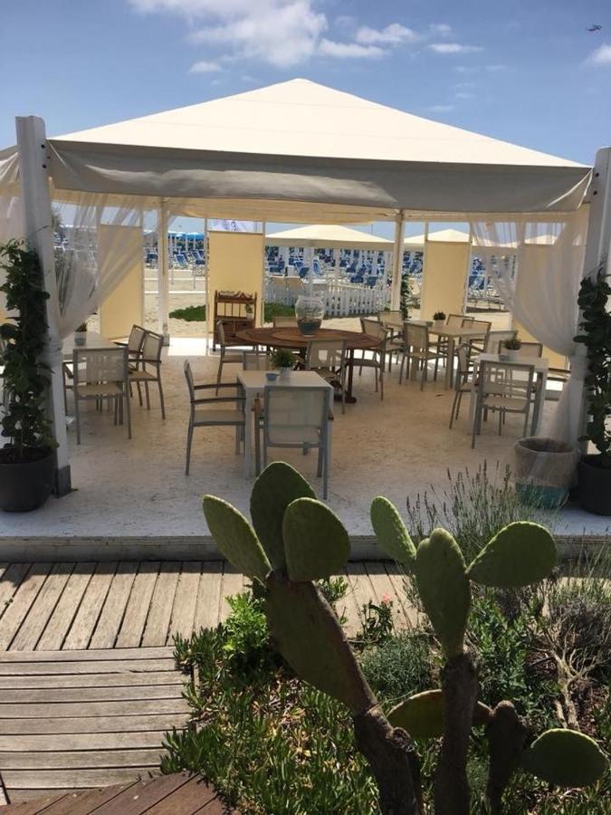 Appartement Teresita Wellness Club à Viareggio Extérieur photo